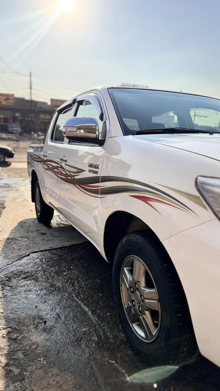 السلام عليكم
بيكم ٢٠١٥  رقم شمالي الجديد
سيارة مكفولة ماعدا شي بسيط موضح بالسونار 
ماشية ١٢١ الف
مكينة ما مفتوحة مكفولة
شاصي ١٩ المرغوب 
سيد نهرو
تخم تاير جديد
سيارة كاملة مكملة مابية اي نقص 
السعر ٢٤٥ $
مكانه بغداد شهداء العبيدي 
☎️  ***********
السيارة احلى من الصور 🙏
