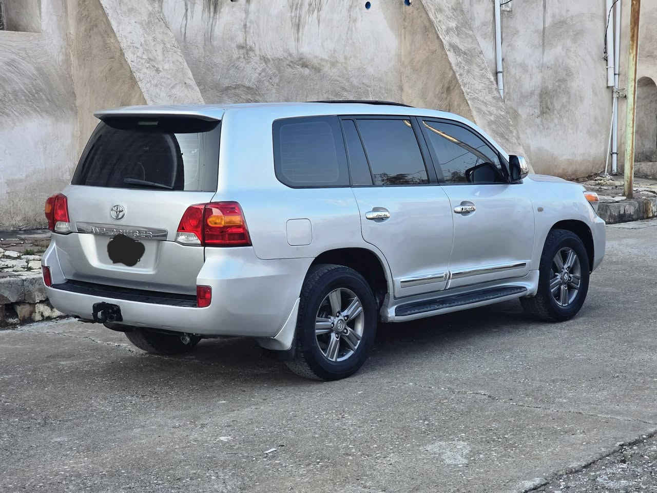 وەنەوشە مۆدیل 2009 علوج بێرەقەمە
کەفالەی ماڵی مەدەنیدەکەم بەشەرتی حاسیبە دوبەیە
مواسەفات  V6 شەشپستۆنی فولە
مەکینەیو کێرو دەبڵ گێری بەشەرت نەشکرایتەوە
بۆیاخ جێلەزکەی بۆیاخە دەعم و مەعجونو جەکوشی پێوەنیە 
زۆرتوندو تۆڵە هەرجوارتایەشی نوێیە 
غازی ئیتاڵیم بۆبەستاوە 
شکلی کراوەتە مۆدیل 2015
***********

ئـەگەر سەیارەکەت دەفرۆشیت نامە بنێرە با بلاوی کەینەوە لۆت
