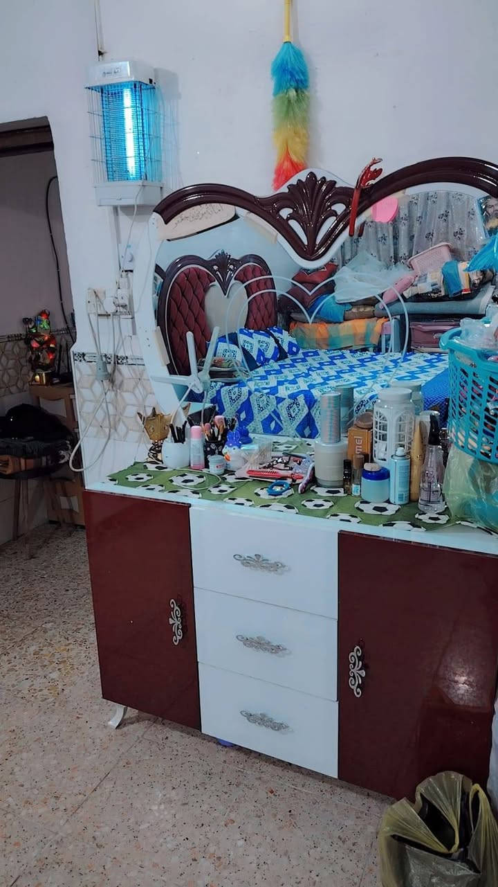 سلام عليكم غرفه نوم تركي للبيع
نضيفه كولش وكامله مابيها اي شي 

مكاني بل دوره ابو تشير 

***********

السعر700
