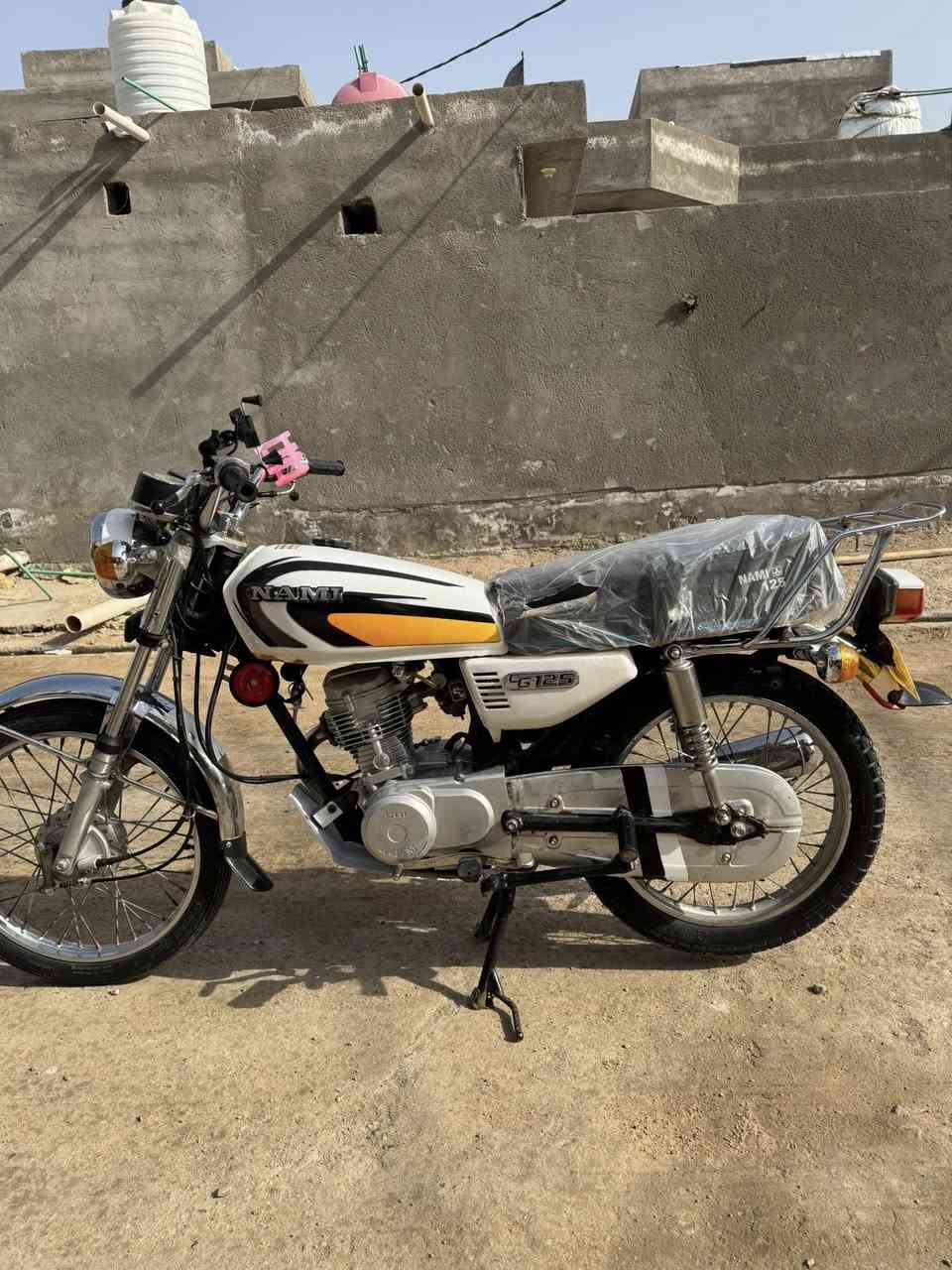 سلام عليكم دراجه نامه موديل٢٠اوراق اصولي ختم براد تعال ورقم مفتوحه ولفات فقط كهربائيات كله شغاله محرك خير من الله للتواصل ***********
