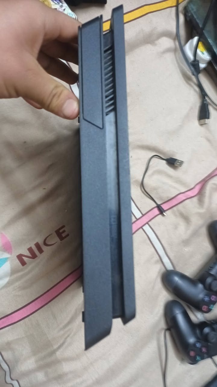 سلام عليكم بلي فور سلم واحد تيره مهكر صدار 9 احسن صدرات اقسم بالله البلي من جبته ولحد الان مافايت مصلح جهاز حلو ونضيف كلش حلومكاني بغداد سعر خاص واني خادم..


**إذا كنت صاحب هذا الإعلان وتريد حذفه لأي سبب، رجاءا أرسل رسالة إلى الدعم الفني**