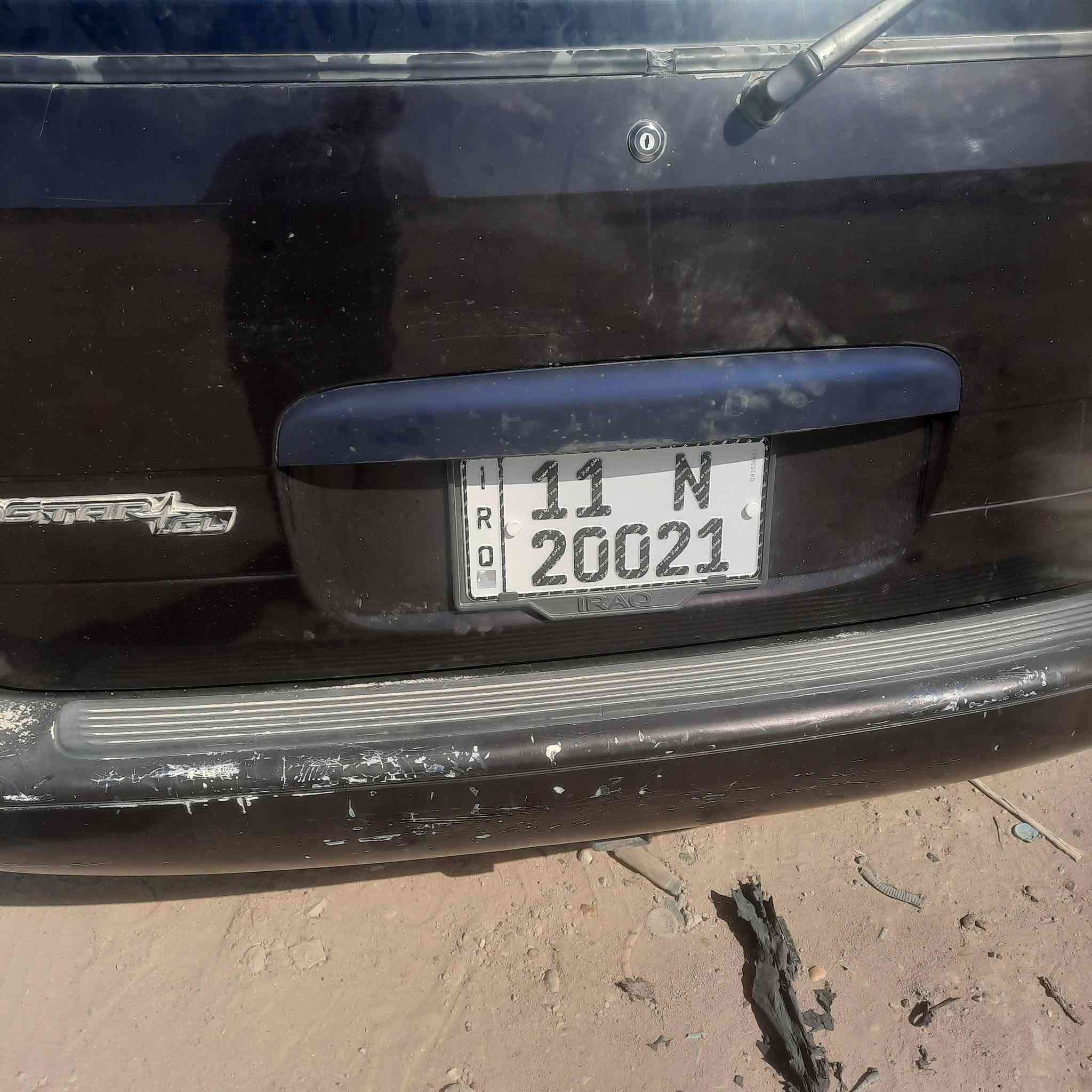 سلام عليكم سيارة فورد للبيع رقم مميز تحويل مباشر  موديل ١٩٩٦ محرك ٦ سلندر محرك مال سيارة فورد٢٠١٢ بيهة بيع مستعجل ب٣٥ وبيهة مجال للشراي الاستفسار الاتصال على الرقم التالي *********** المكان بغداد ابو غريب خرنابات
