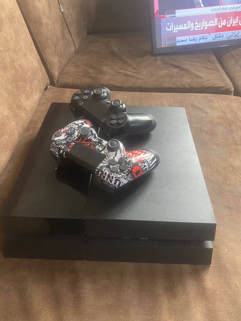 بلي 4 للبيع السعر ١٥٠
***********
