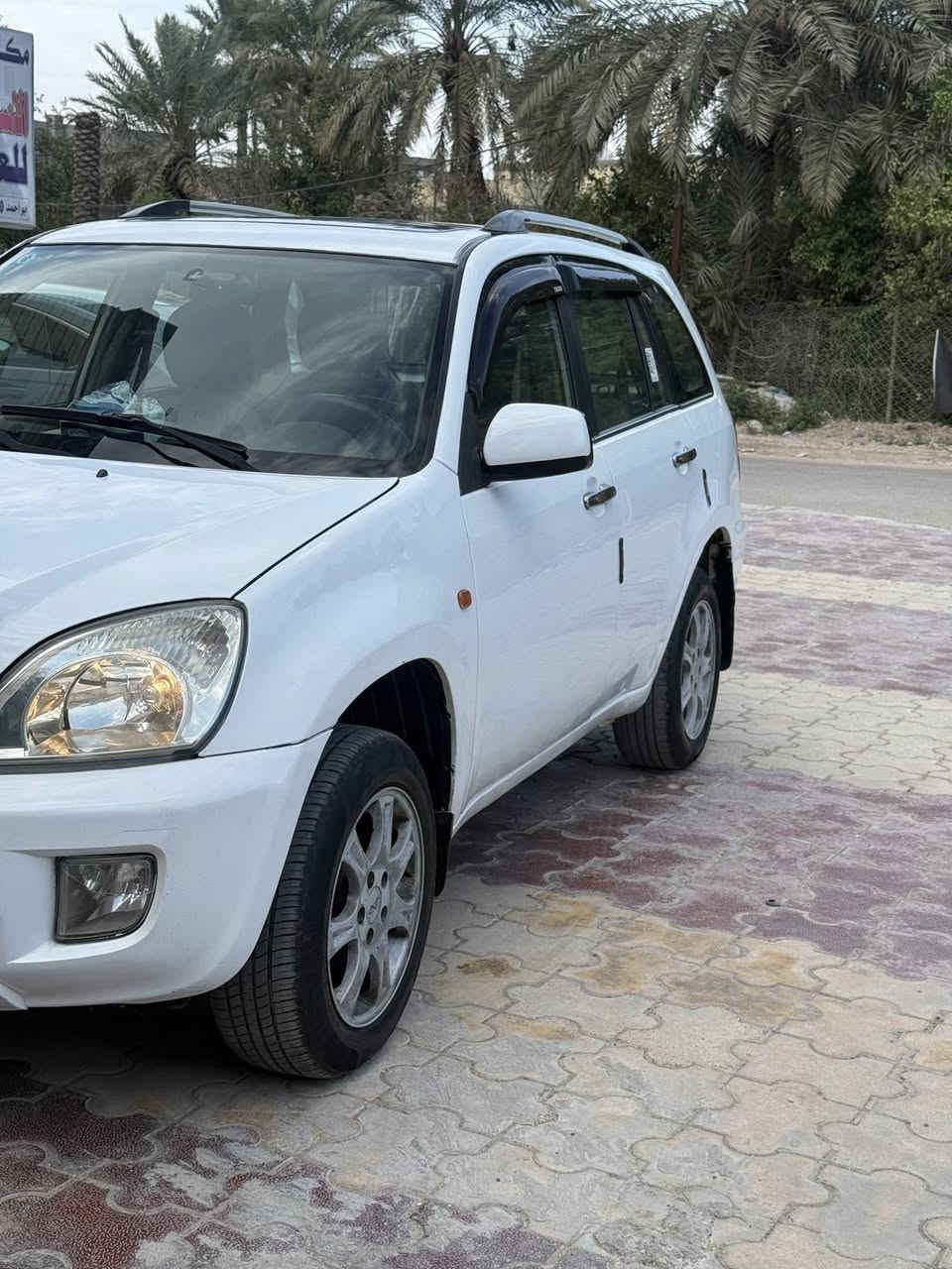 السلام عليكم للبيع تيكو ٢٠١٢ رقم بغداد انكليزي الجديد سياره جاهزه مابيه اي نقص  سياره جديده كير مكينه صدر أمامي خلفي كله تمام تخم تاير جديد مكينه ٢٠٠٠ كير أوتو ميكانيك تبريد ثلج تدفئه بلكشنات كشنات جلد بلاد تحكم ستيرن فتحه كهرباء شاشه كامره سياره كلش نظيفه مكان السياره سريع حي العامل  قرب مسبح الرافدين   رقم الهاتف *********** السعر 56 $
