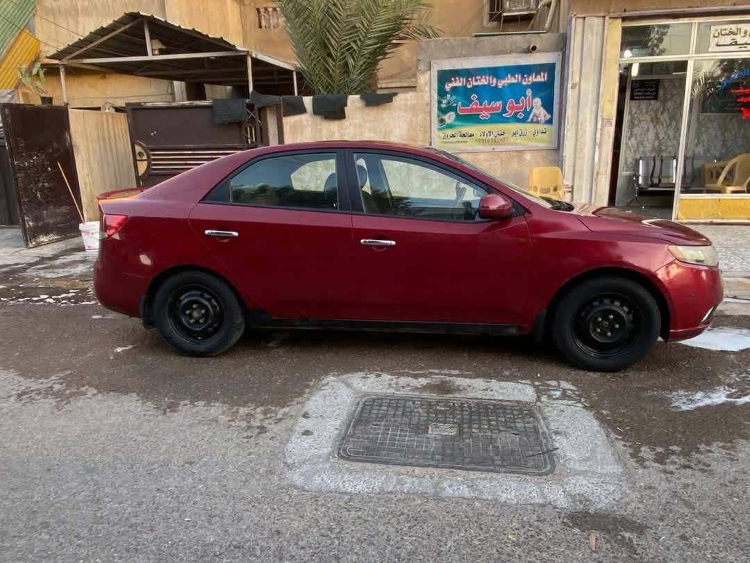 سلام عليكم سيراتو ١١ مكفوله كفاله عمامه كير ومكينه خير من الله مال بيت مكاني بغداد الشعب السعر ٨٨ بسمي السياره تحويل ثاني يوم  ***********
