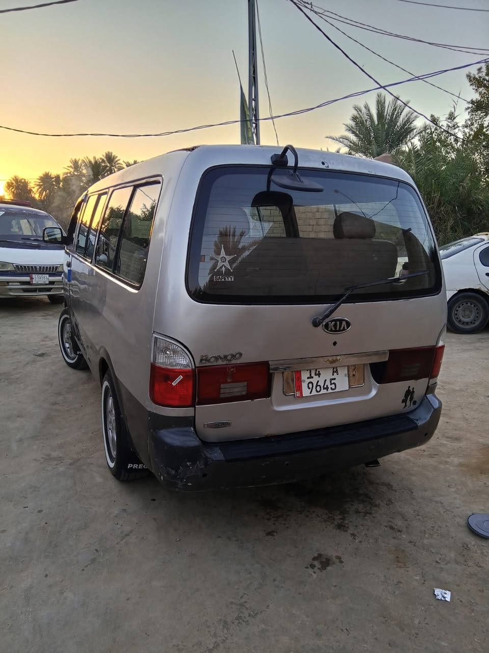 سلام عليكم سيارة منغولي موديل 2005. اصل رقم انكليزي بسمي اسياره امصفره هيه او مرور.  سيارة مكينه اوكير. وكسل او حداديه جدد تبريد. 🥶ويه السويج...مصبوغه جماليه اسيارة السعر 105 او بيهه مجال الشراي. .. رقم صاحب السيارة***********/....... *********** اني مكلف بنشر
