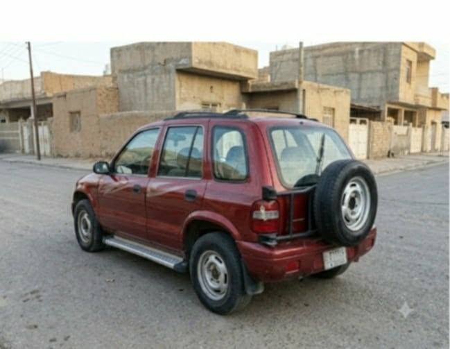 السلام عليكم سياره للبيع  كيه اسبورتج اوتوماتيك وارد امريكي مديل ٢٠٠٠ سياره مال جناي حلو وكامله انشاء الله ماناقصه شي صبغ بلادي السعر (٥٣) وبيه مجال للاستفسار ***********
