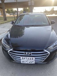 النترا موديل ٢٠١٧ وارد امريكي كلين بيها صبغ بالباب الخلفي نص الباب مصب...