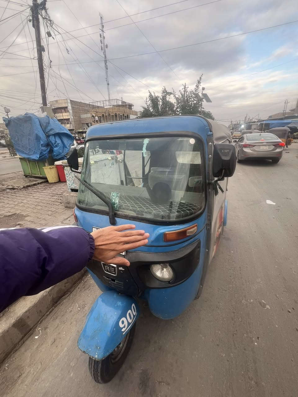 السلام عليكم تكتك موديل 21 تحويل ثاني يوم  رقم وسنويه رايدها ب7و700 مكاني مدينه الصدر رقم الاتصال ***********
