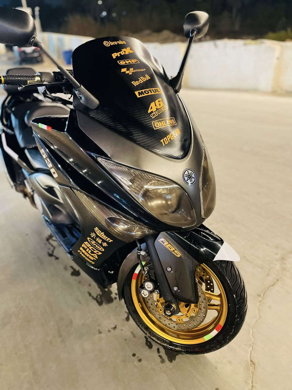 سلام عليكم شباب تي ماكس موديل 11مكينه 500دراجه كلهه بلاديه مكينه مكفوله تجي وتفحص وين متريد كلج خلفي امامي بلادي صالنصه بلاديه كهربايات كلهه شغاله تخم تاير جديد دهن قبل اسبوع مبدله جديد الي اله رغبه بلدراجه ينتصل وبي خير ويدلل *********** مكان الدراجه كوت ..🩷🫴
