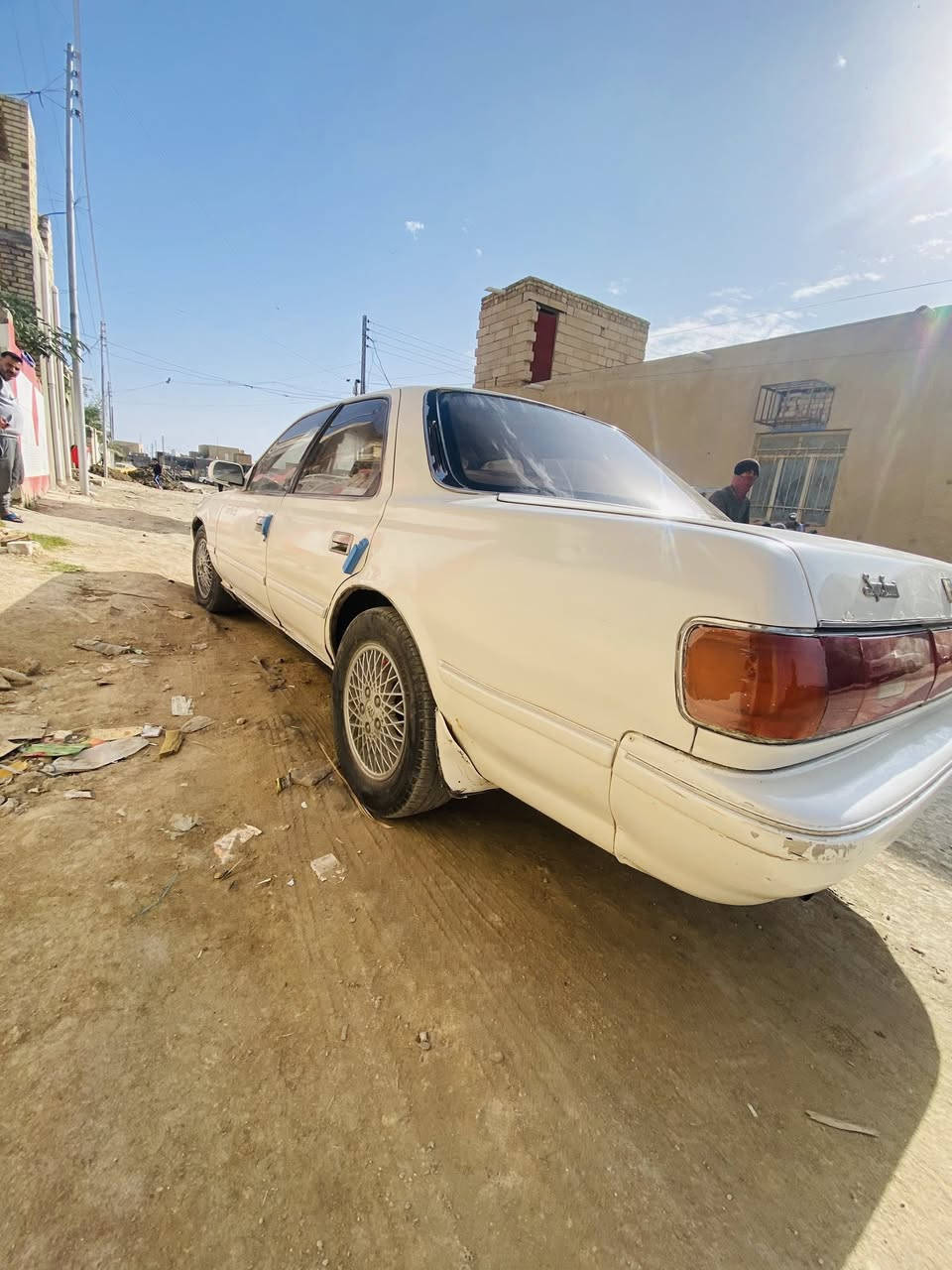 السلام عليكم كرسته مسطرة 91 مكينه وكير ونجي رقم انكيليزي بأسمي السيارة نضيفه دواخل كلش نضيفة كهربائيات كلها شغاله تبريد شغال مكاني سوق الشيوخ ***********
