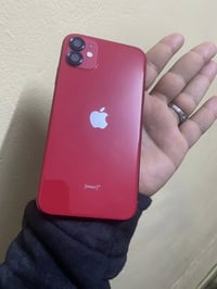 آيفون 11 • ٦٤ • بطارية ٨٠٪