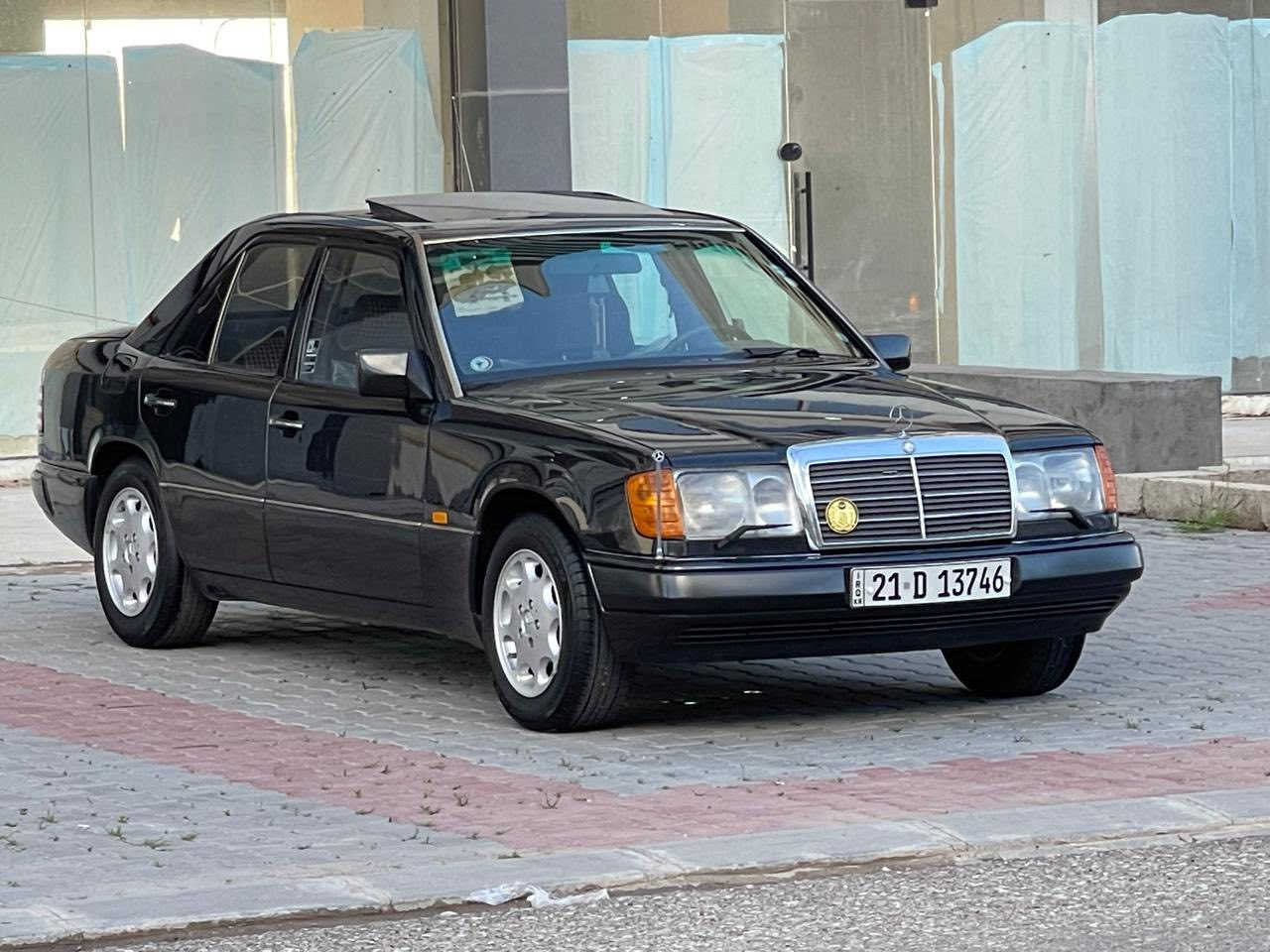 للبيع مارسدس دب موديل 1992محرك محور بطه 2500ديلكو تبريد شغال سلايت شغال سياره جاهزه صبغ عام للجمالي بدون ضربه بدون خياس رقم سليمانيه سنويه هزه جديد لحد 2029 شرط تحويل سعر65بي مجال***********
مكان سياره كركوك
