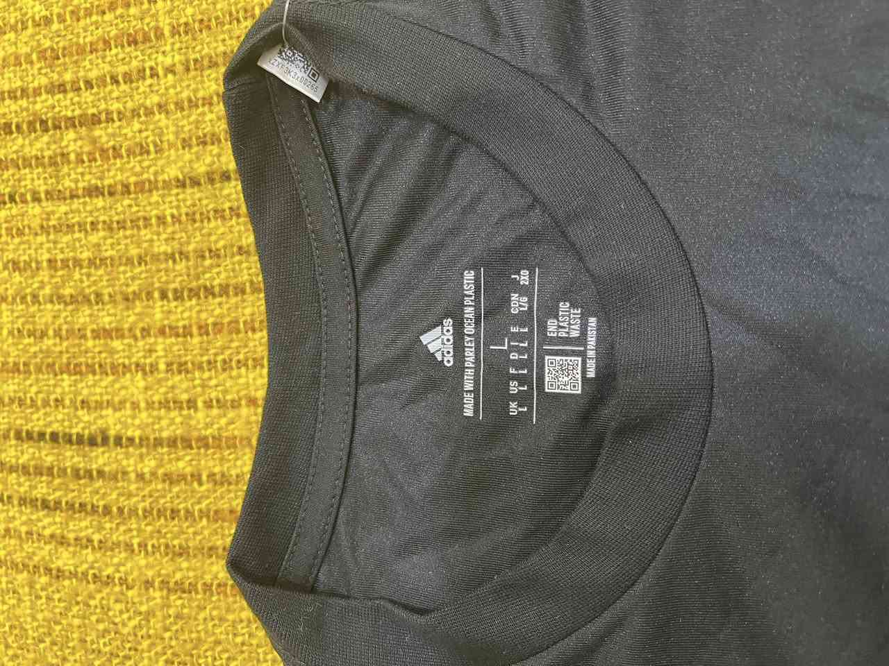 adidas
Padel  t-shirt🎾🎾

بالة أوروبية، جديد

قياس: لارج

يلبس: ٩٠-١٠٠كغم

- يوجد التوصيل


**إذا كنت صاحب هذا الإعلان وتريد حذفه لأي سبب، رجاءا أرسل رسالة إلى الدعم الفني**
