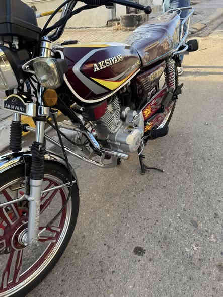 يالله ايراني مكمرك كمرك اصوالي مو مال مزاد تسجيل مباشرتن موديل ٢٠٢٣ كامل كلهه شغال برغي مابي نقص السعر ٨٥٠ العنوان الرمادي التاميم ***********
