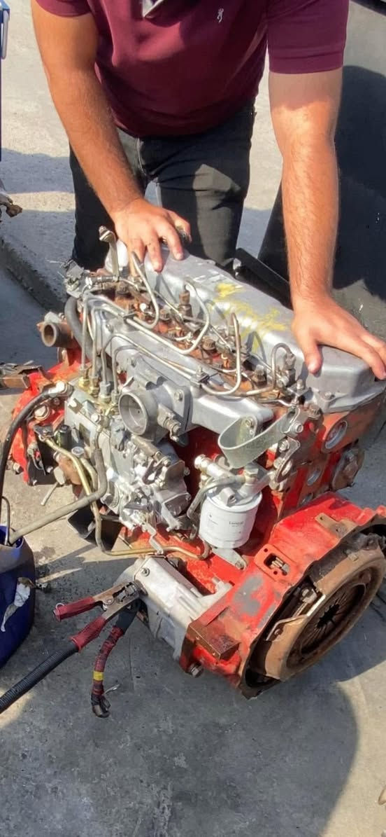 السلام عليكم مكاين وارد جميع الانواع والحجام
كنتر 108 حديث 
كنتر 104/34 حديث
كنتر 104/32 قديم 
ازوزه 112 
ازوزه 115 
مكينة هينو 104 احمر 
بم كنتر كل الاحجام 
بم ازوزه كل الاحجام 
بم هينو كل الاحجام 
 كيرات كنتر + ازوزه + هينو 
عنوان بغداد الشيخ عمر 
عنوان الثاني بغداد جرف النداف كراج الرسول 
 واتس اب***********
واتس اب***********
