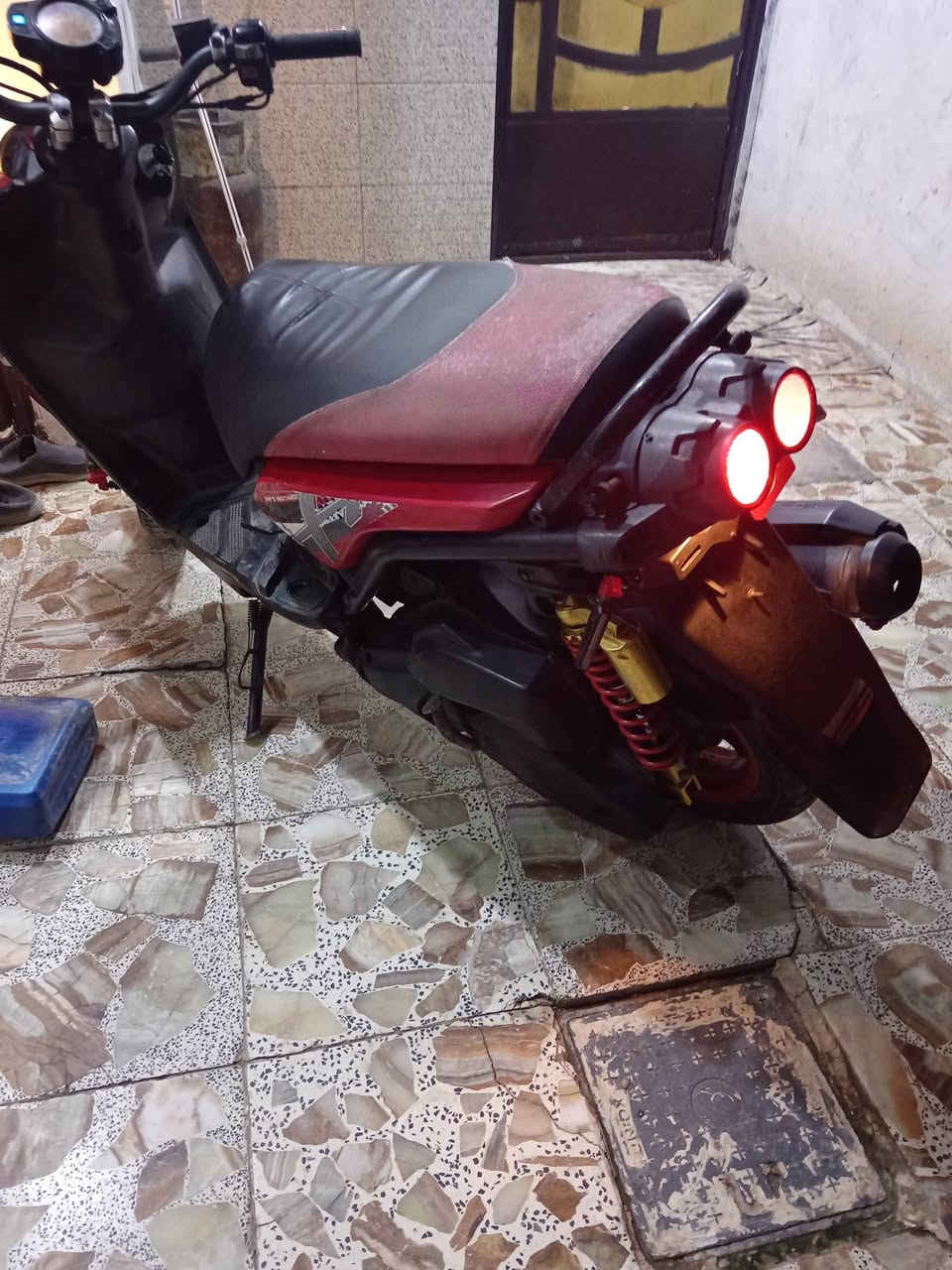 سلام عليكم ورحمة الله
دراجه سكنز جبلي البيع الدراجه خير منه لله
ماشيه ٤٢ لمكينه خرسه
مفتوح فقط كور مبدل ولفات مكانه بغداد فلكت حي لنصر لدراجه وراقه كامله السعر ٨٥٠ وبيه مجال لجناي
***********
بي واتساب
