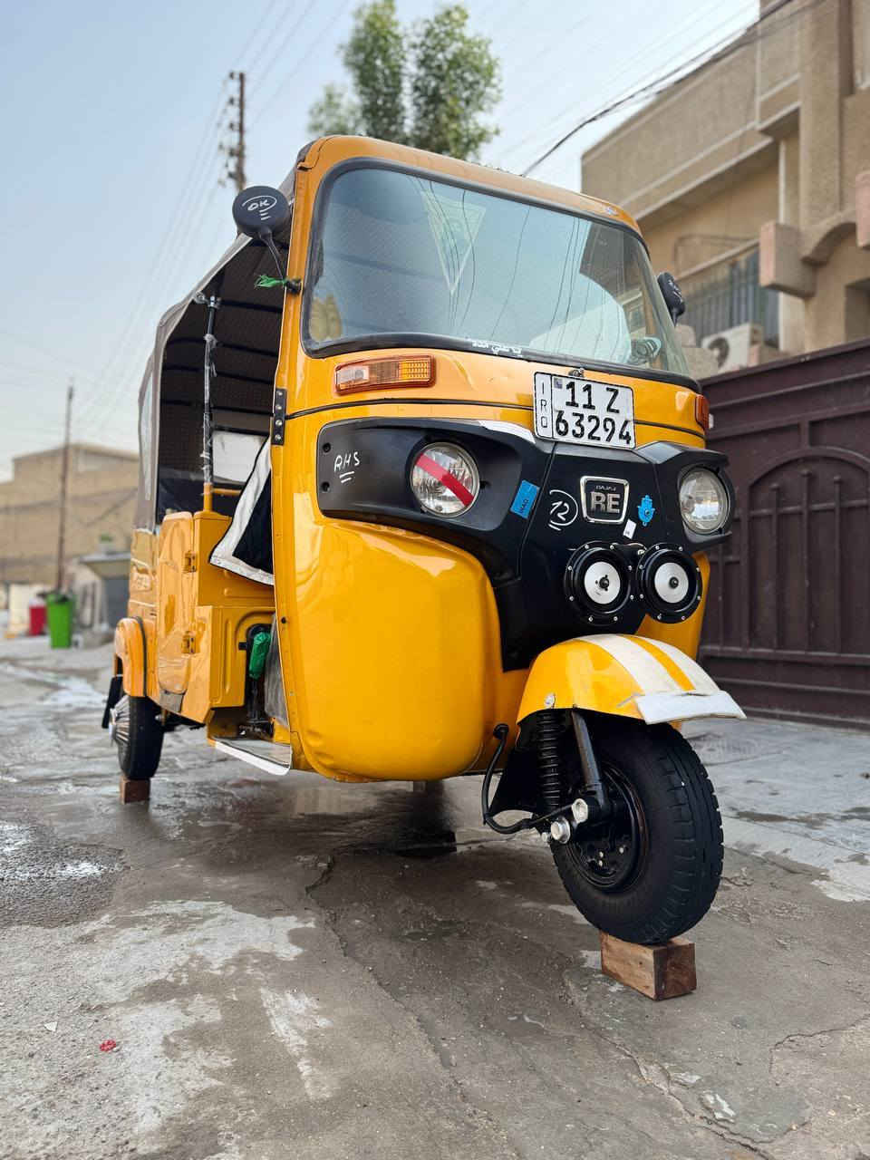 سلام عليكم تكتك 2022 لبيع كفاله مكينه وكسن مكان البياع تقاطع درويش رقم *********** خاص ما متواجد ملاحضه بدون غراض 🛺
