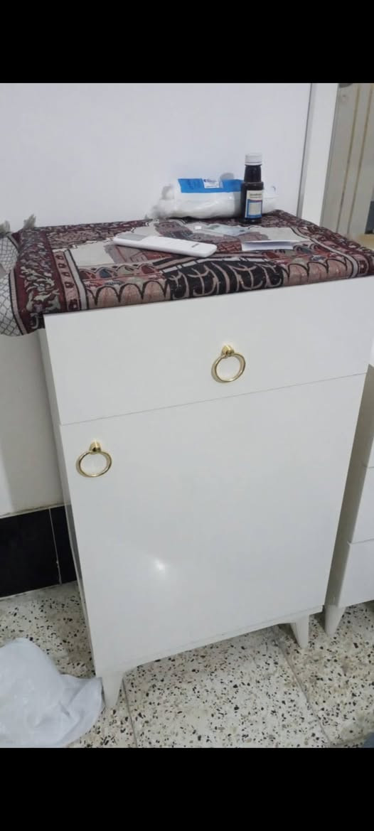 غرفه نوم ما مستخدمه شهر السعر 500 وبيه مجال غرفه نضيفه كلش.
*********** 
مستعجل
