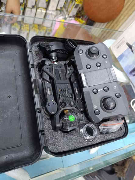 درون ار ١١ أمازون  السعر ٥٠ وبيه مجال للتواصل *********** بغداد الدوره
