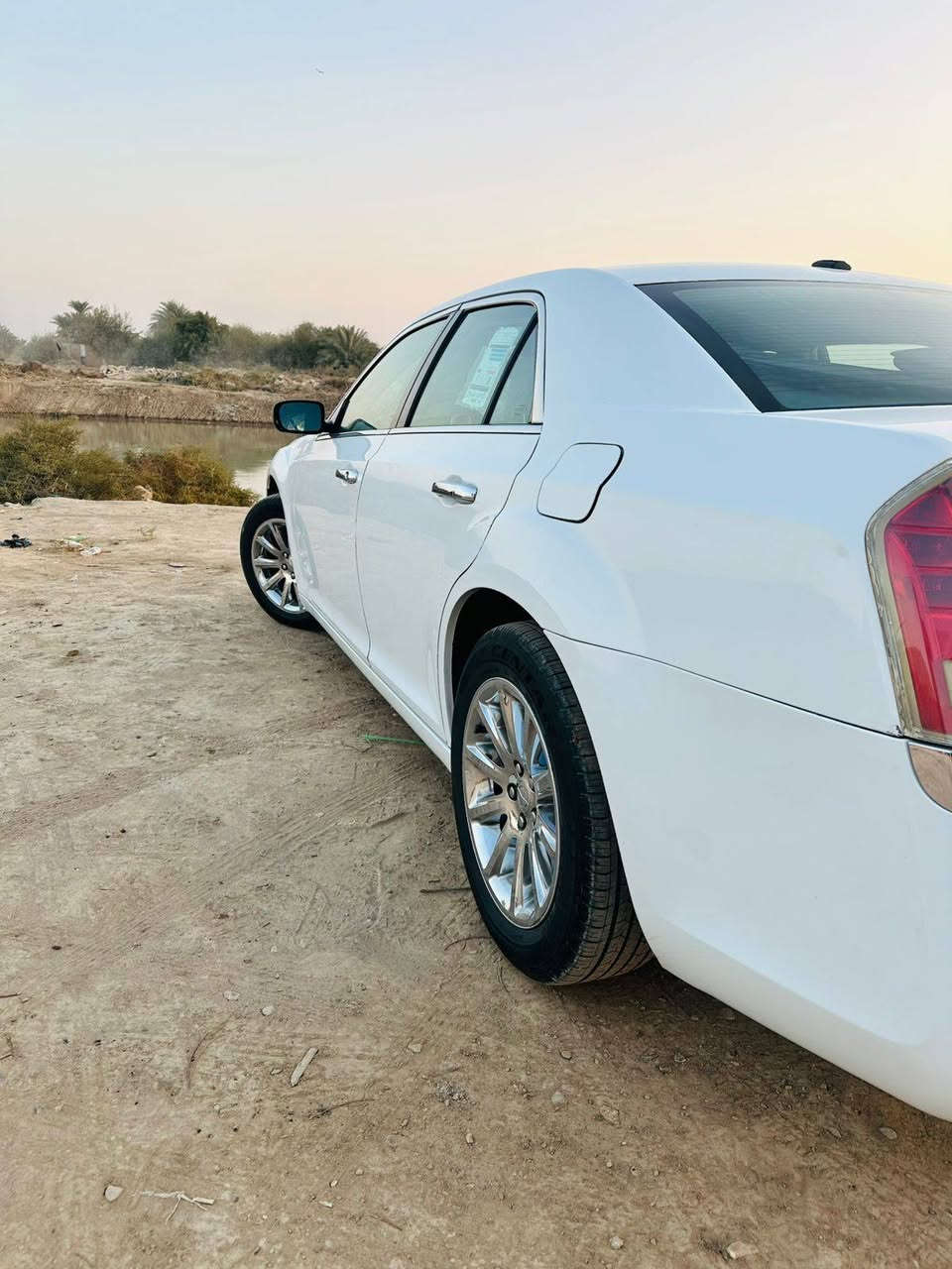 سلام عليكم أوباما موديل 11 رقم شمالي دهوك للبيع نقصه دبلات أو شي بسيط بل حداديه الخلفي السونار مالته منزله بل منشور مكاني قضاء الشطره السعر 152  أو بيه مجال للطيبين 

***********
