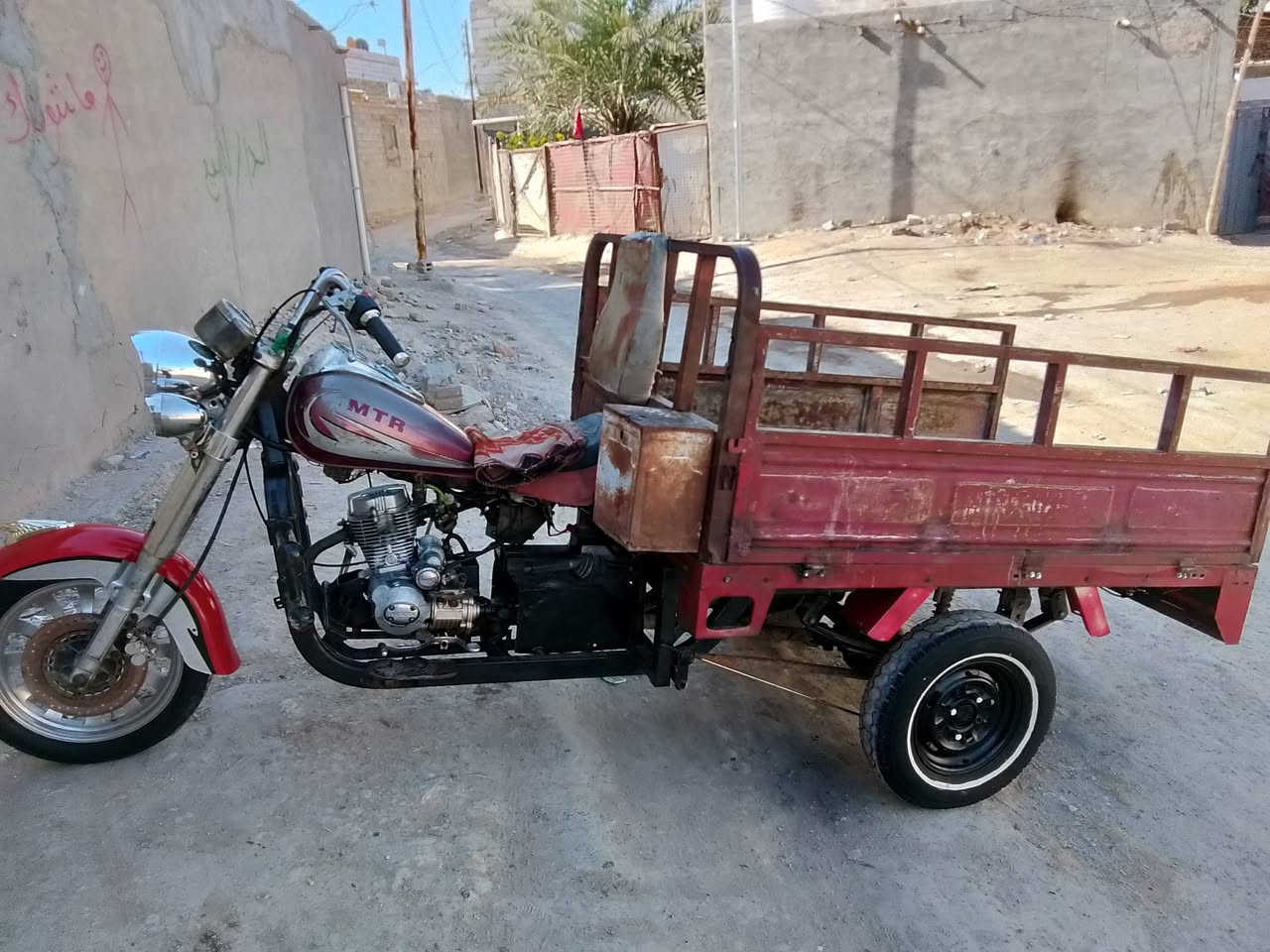 البيع كلك مكفوله من السرقه مكاني نجف حي شرطه جاهزه الدراجه موديل 2007 السعر 775 وبيه  الشراي يخابريني وبيه خير ويدلل ***********
