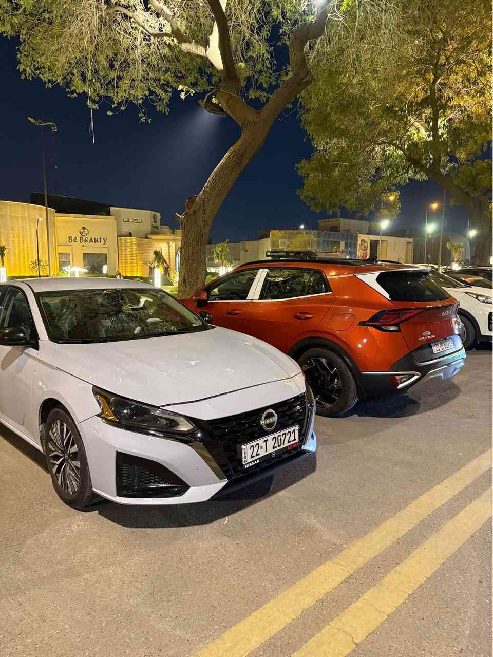 السلام عليكم

نيسان التيما 2023 SR 

وارد: أمريكي 

الممشى /59mi 

ألون: سموك 

المحرك:2500cc

بصمه/ تشغيل عن بعد 

السياره نظيفة جدا وماتحتاج اي مصروف 

حادثها دعاميه فقط + قطعتين كلير من امريكا 

سعرها١٧٣  وبيها مجال 

*********** Colombo, Sri Lanka
