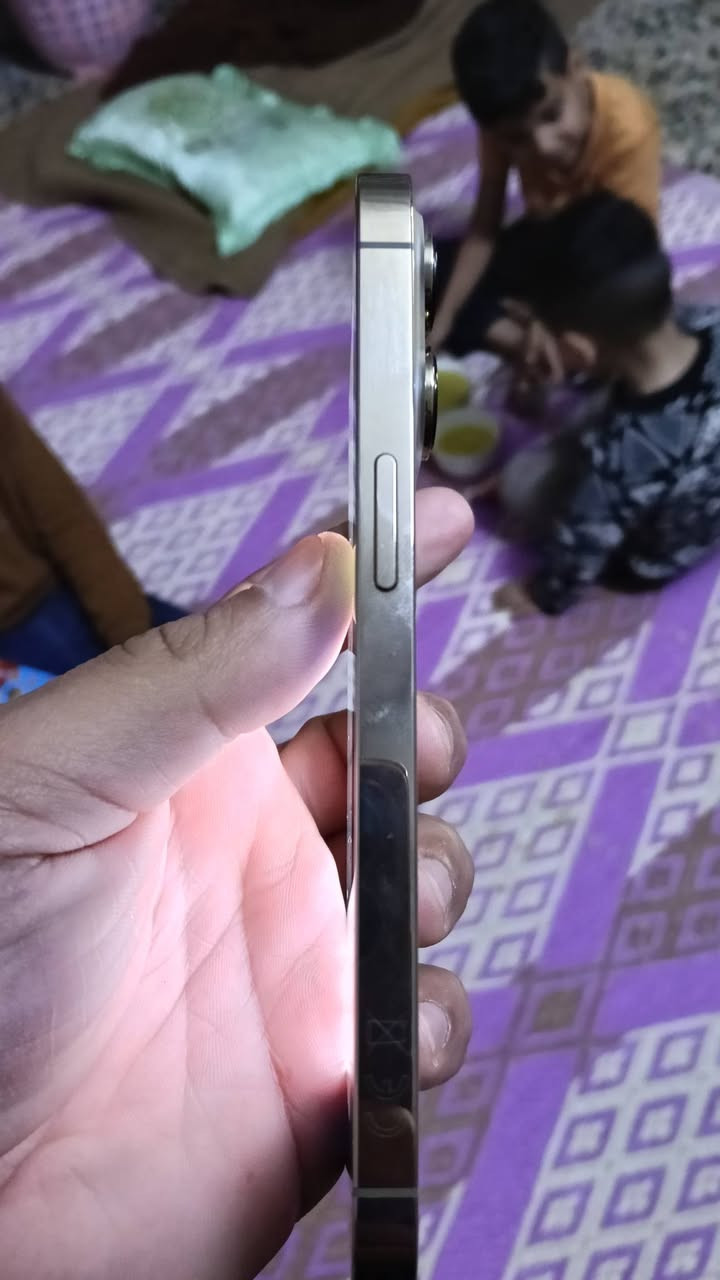 ايفون 13 برو 256 بطاريه 76 جهاز وتر ماستر مفول ما مفتوح السعر 500 قفل  بغداد الحسينيه الراشديه الرقم***********
