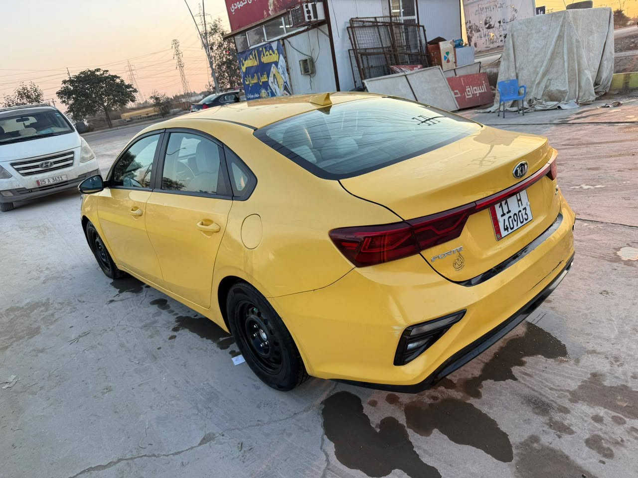 فورتي 2019 رقم بغداد 
ماشيه 79 الف. مكانها بعقوبه 
***********
