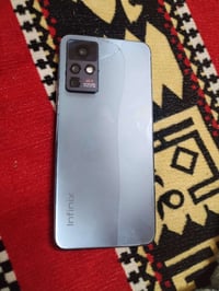 انفكس زيرو 20 برو • ١٢٨ • نضافة