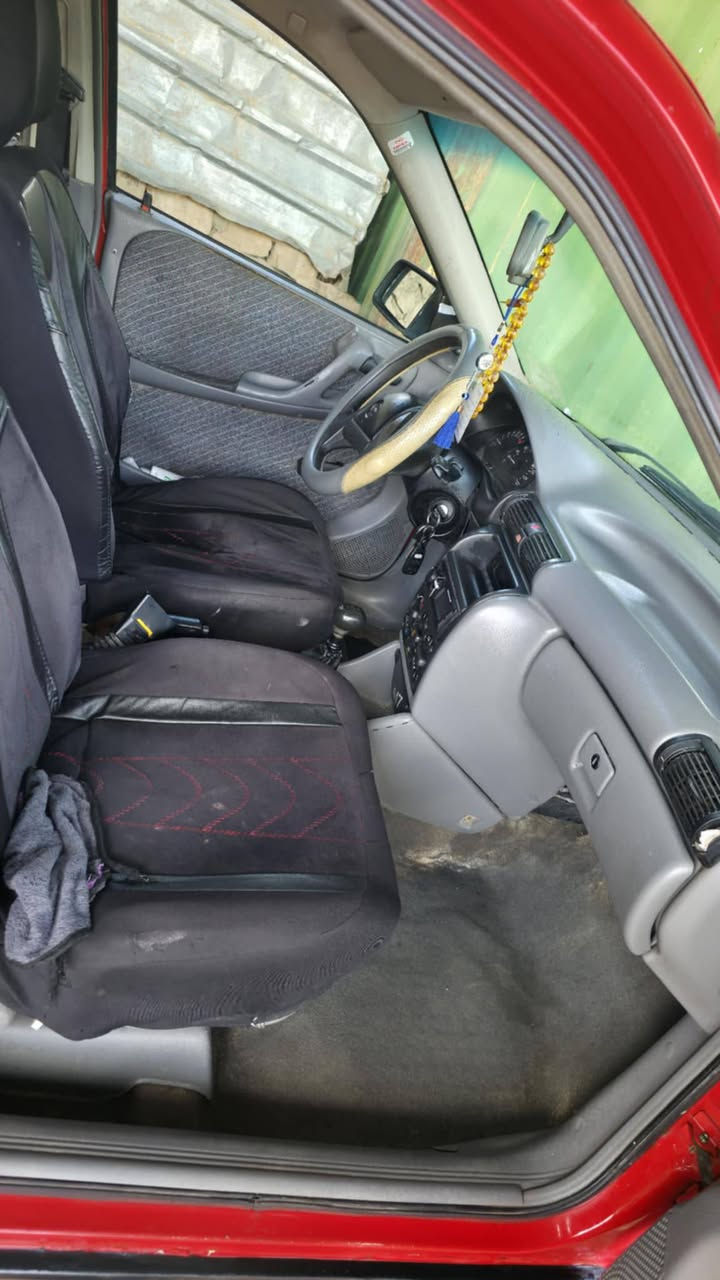 🚗 للبيع أوبل أسترا موديل 1992 🚗
🔥 حالة نادرة – نظافة عالية جداً
📸 السيارة نفس الصور
🔹 مكينة شرط وفحص
🔹 شاصي مضبوط
🔹 بودي نظيف ولمعة حلوة
🔹 داخلية مرتبة
🔹 دبل إكزوز شكل رياضي 🔥
🔹 جنوط مرتبة + تايرات بحالة زينة
🔹 جاهزة للاستخدام بدون أي صرف
💥 سيارة مميزة ونظيفة تختلف عن الباقي
💰 السعر: 38 ورقة (قابل للتفاوض للجادين)
📍 المكان: الأنبار – قضاء الرطبة
📞 ***********
