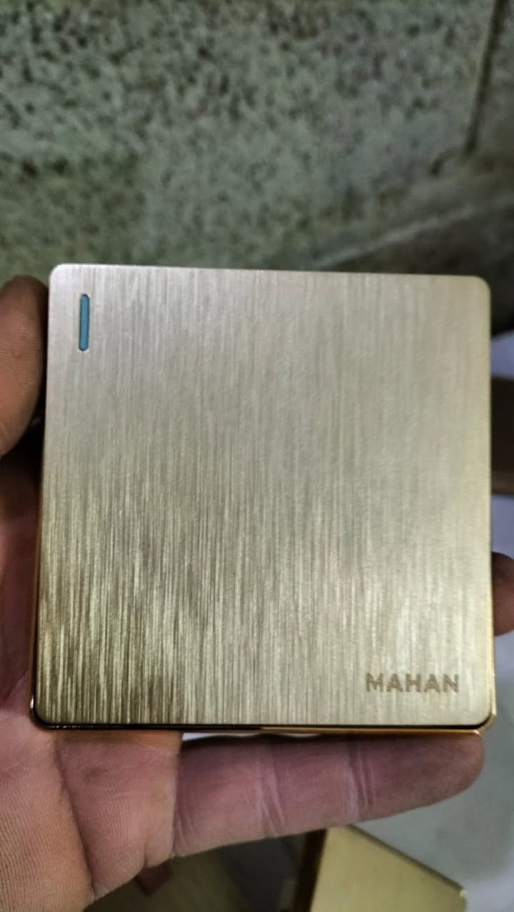 السلام عليكم
سويج أحادي ٢ باكيت
سويج ثلاثي ٢ كارتون ٥ باكيت
سويج ستلايت مع سويج جرس ١ كارتون
سويج الأغا ٢ كارتون
سويج إنترنت ١ كارتون

سويج سخان ٥ كارتون
سويج بلك ١٣ امبير ١ كارتون ٥ باكيت
سويج بلك جوكر شاحن ٧ باكيت
سويج بلك جوكر ٤ كارتون ٣ باكيت
سويج بلك دبل جوكر ٤ كارتون ٢ باكيت

سعر القطعه 1250
للتواصل ***********
