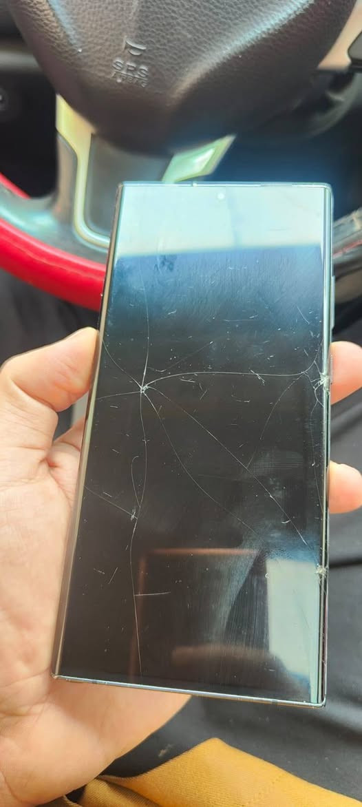 نوت 20 الترا 5g ٢٥٦ بي فطور بلشاشه وبي نقطه زغيره مماثره كله شغال طبيعي السعر ٢٧٥ مكاني اشعب حي اور


**إذا كنت صاحب هذا الإعلان وتريد حذفه لأي سبب، رجاءا أرسل رسالة إلى الدعم الفني**