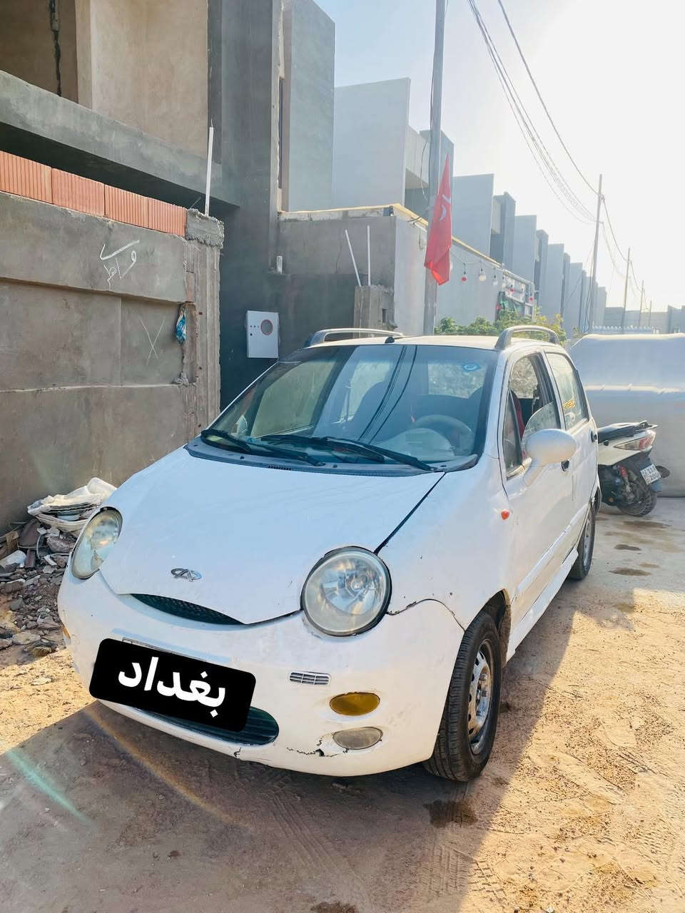 السلام عليكم 
سياره QQ مديل 2013 كير اوتوماتيك ماشية 150 الف 
تبريد شغال 
تبديل بابين جهة السايق 
مكينه طاك السلندر
رقم بغداد الماني راعيها يريد مداور هاذا الاسبوع 
 
سعرها 15 ورقة قفل 🔐 

*********** واتساب
