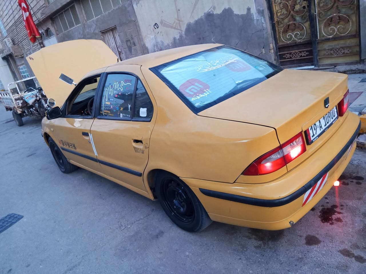 السلام عليكم سمند مديل 12كرستال رقم كربلاء دولي تحويل ثاني يوم مطلوبه غرمات 200الف وهيه مصلوبه 35الف خط جوال مكينه وكير وحداديه وطخم تاير كله جديد تبريد ععوز راديتر فقط وغاز السياره جاهزه وحله من الصور مكاني ذي قار سوق الشيوخ سعره 29وبيه مجال بسيط حق الجيه ***********
