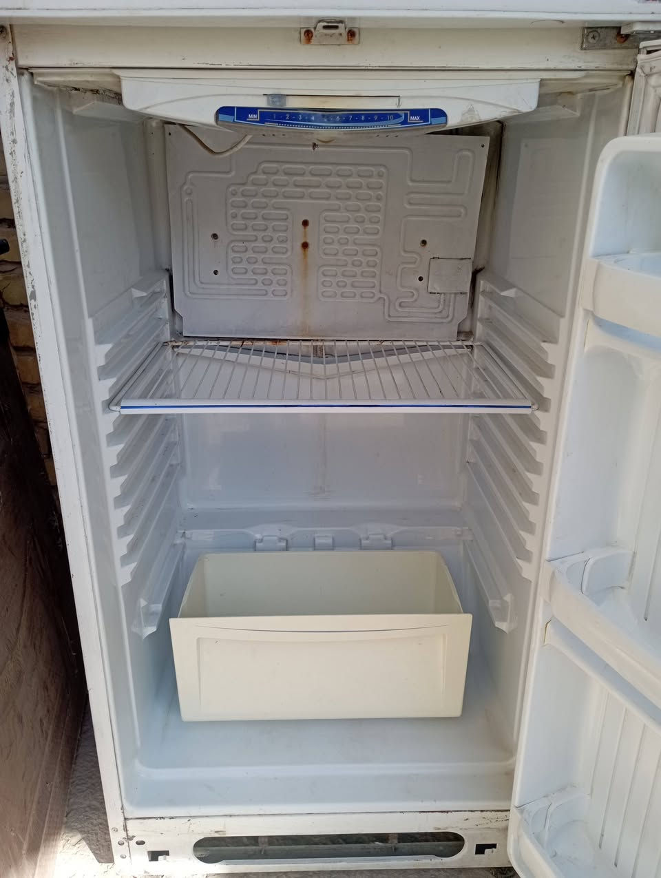 ثلاجه للبيع بيه عطل ثقب بلفريز  وكسر حديده الي بالباب يحتاج تبديل سعر 35 وبيه مجال


**إذا كنت صاحب هذا الإعلان وتريد حذفه لأي سبب، رجاءا أرسل رسالة إلى الدعم الفني**