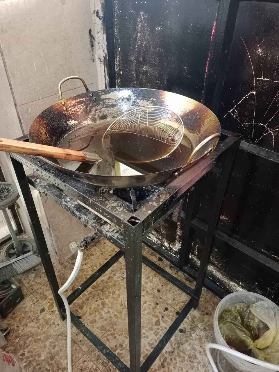 غراض مطعم للبيع بسعر مناسب قيم واخذ واكو بعد ميزين حديد والمنيوم واكو سنك المنيوم قيم واخذ 
المكان التاجي اكو توصيل مناطق قريبة


**إذا كنت صاحب هذا الإعلان وتريد حذفه لأي سبب، رجاءا أرسل رسالة إلى الدعم الفني**