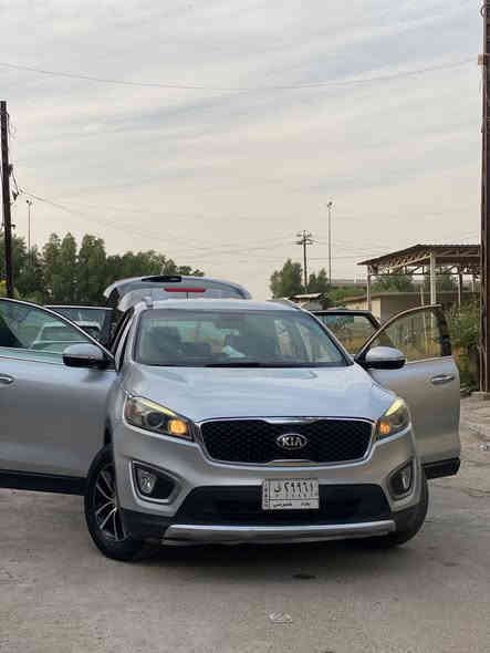 السلام عليكم
 وارد امريكي Kia Sorento 2016 EX ( رقم بغداد بسمي)
محرك يخبل GDI تيربو 2400 بدون محسن 
 من امريكا كلين تايتل ب عراق صار بيها قطع  بجم كبس بدون دواخل
 دفع رباعي
3 أنظمة قيادة
بصمة
كرسي كهرباء للسائق 
كراسي نظام تدفئة 
مرآه تعتيم ذاتي E

شاشة تدعم Apple CarPlay + Android Auto
نظام ترحيب 
تحكم ستيرن
تبريد قطعتين
حساسات خلفيه
يدات نيكل مع قفل مركزي
مكاني بغداد الكرخ السعر 150 وبيه مجال بسيط
للتواصل *********** واتساب
