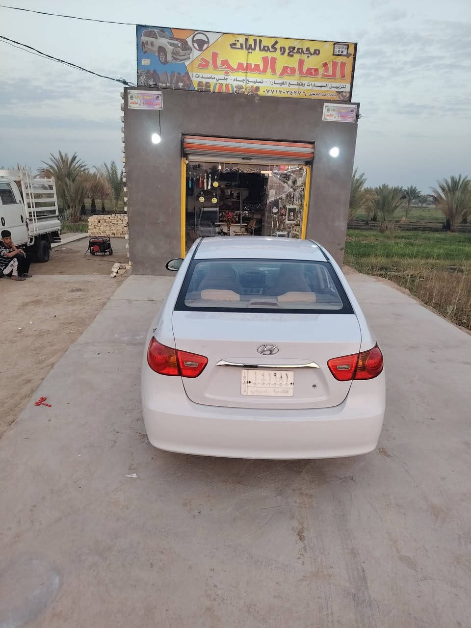 سلام عليكم النتره موديل ٢٠١١ كفاله ماعده باب رش بدون فتح رقم ***********
