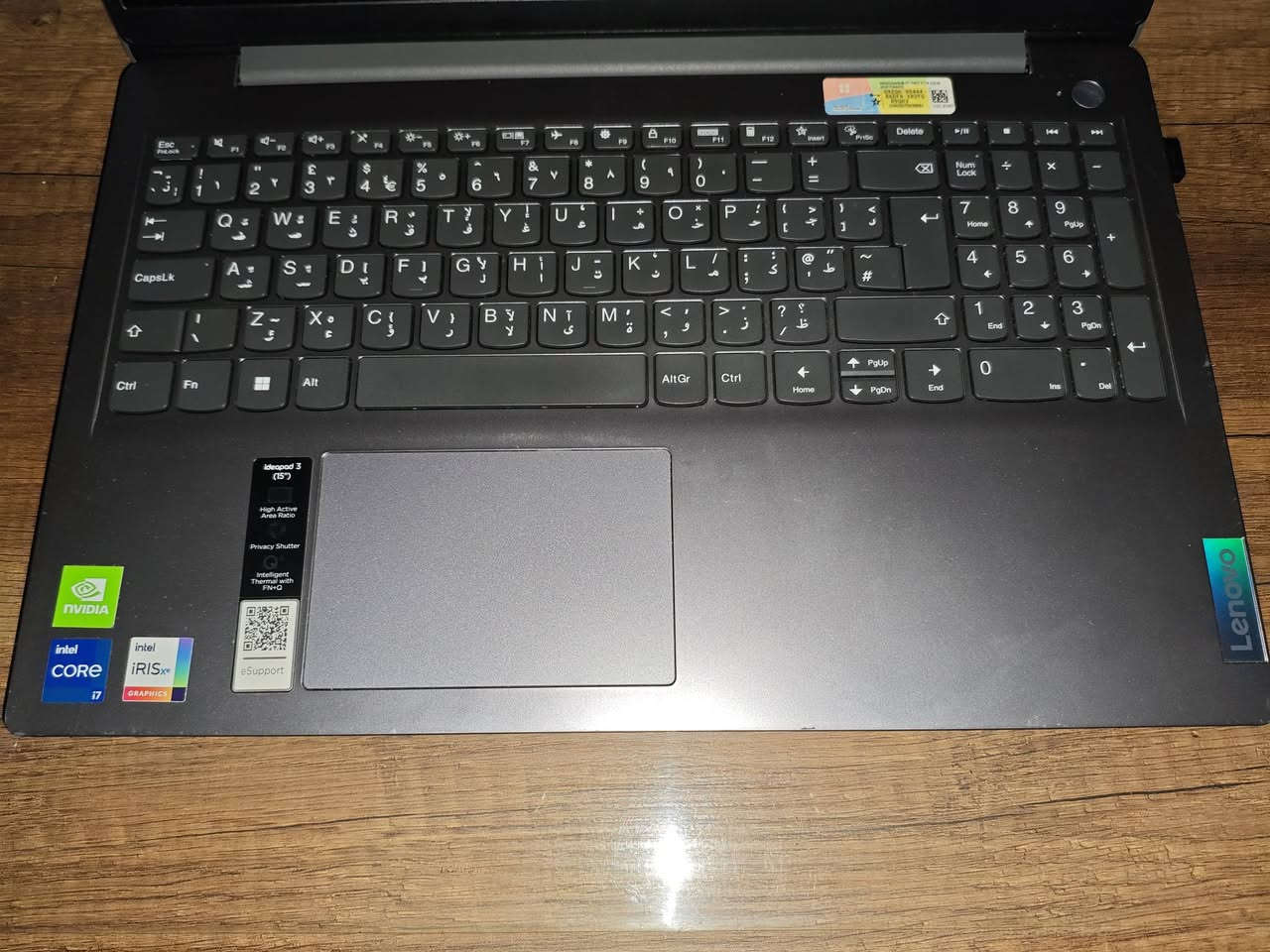 المعالج: Intel Core i7 (الجيل 11 - i7-1165G7).
كرت الشاشة الخارجي: NVIDIA GeForce MX450 (2GB GDDR6).

كرت الشاشة الداخلي: Intel Iris Xe Graphics.

الشاشة: 14 بوصة FHD (وضوح عالي).
الرام: حجم الرام 8
الحالة: مستعمل، نظافة الجهاز 80%.
ملاحظة عن الحلال و الحرام أني وكفت عندي مال الشحن بس رحت و صلحتها فا وكفت البطاريه سويتها توصيله و الابتوب تشتغل بكل قوتها و اهل الگيمك يعرفون انو الابتوب لزم تخليها على الشحن يلا تكدر تفتح برامج تصميم و العاب (الابتوب تشتغل بس على الشحن ) + اكو شوي ضرر بل شاشه واضحه لكن ما ماثره ب اي شيء 

السعر 600و بي مجال للشراي


**إذا كنت صاحب هذا الإعلان وتريد حذفه لأي سبب، رجاءا أرسل رسالة إلى الدعم الفني**