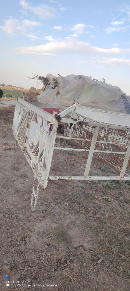 للبيع محجر سياره الاستفسار الاتصال على الرقم ***********
