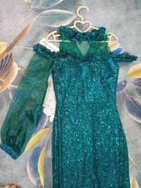 فساتين جديد • وزن ٦٠-٧٠ • البياع الشرطه الرابعه