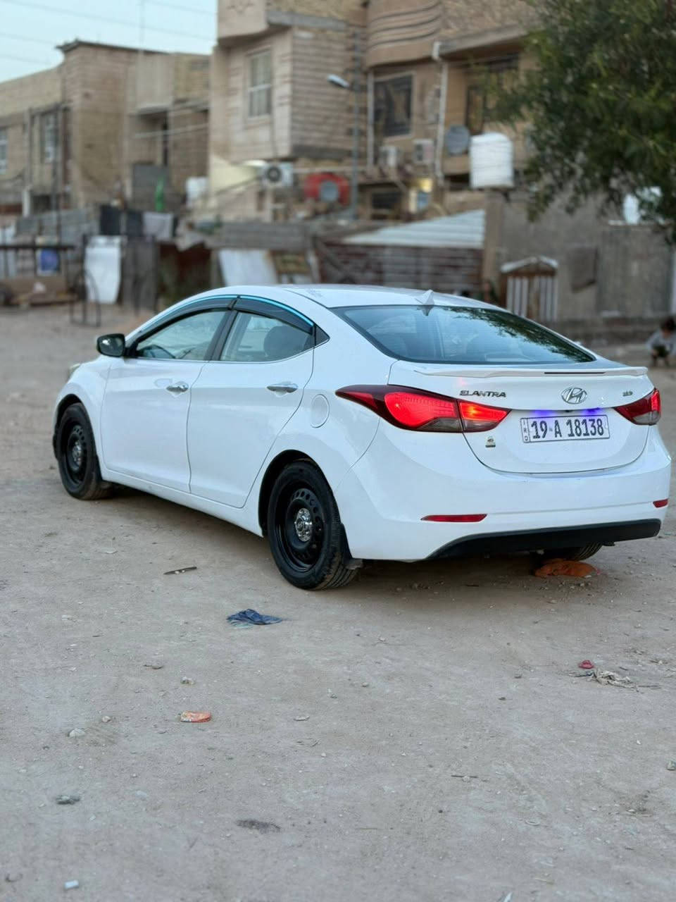 السلام عليكم الانترا خليجي موديل 14 مكينة 1800 فول 1/1رقم هزة جديد حادث جاملغ خلف سايق صبخ حزام كير مكينة تبريد مكفول سعر 90 بيها مجال بغداد الأمين ***********
