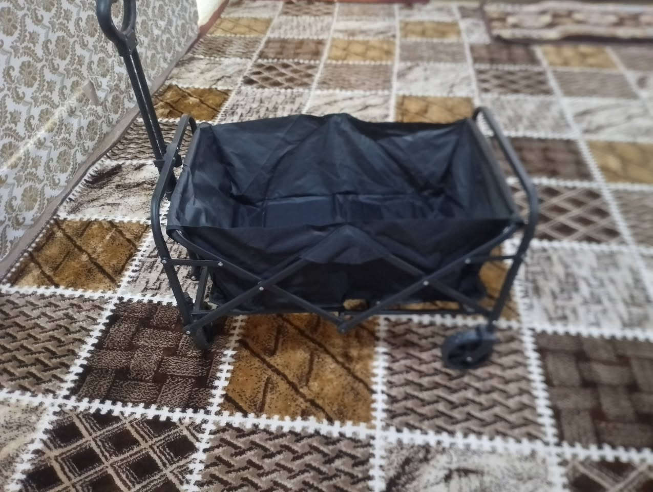 عربنتين جديدة ما مستعملة واحد مل اطفال والخ مل تحميل غرض الي يريد يتصل على الرقم ***********
