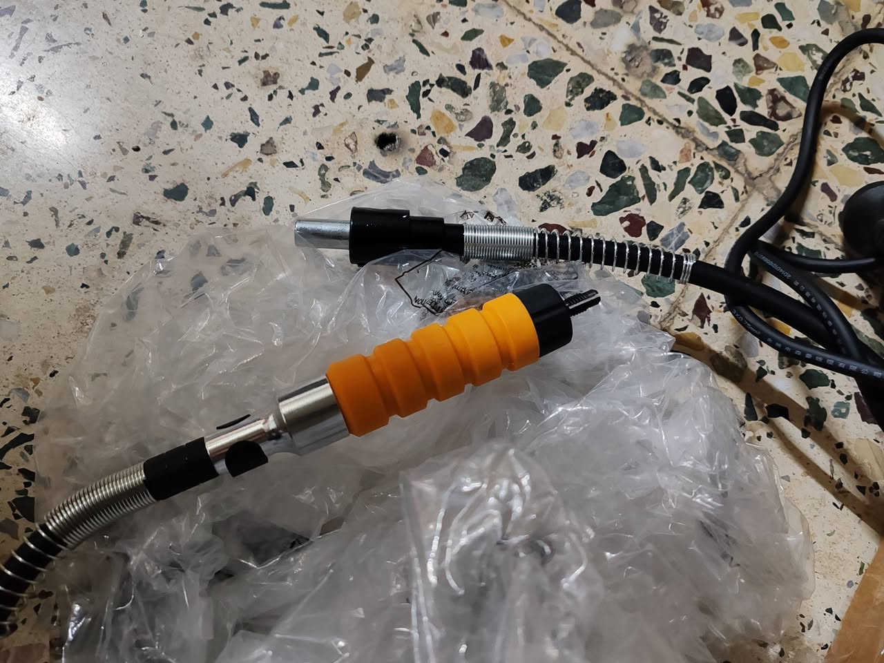 جهاز لليش وشنو ومنو ما اعرف خسارات الامازون جديد لوك هيج طلعتلي قيم واخذ


**إذا كنت صاحب هذا الإعلان وتريد حذفه لأي سبب، رجاءا أرسل رسالة إلى الدعم الفني**