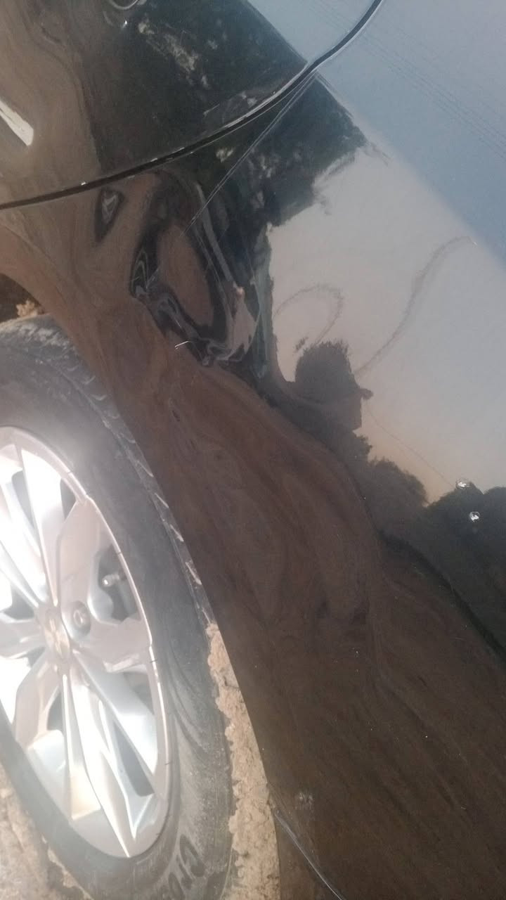 سلام عليكم 
ماليبو مديل 20 وارد امريكي ضربته بارد شبر جملغ امامي جاملغ خلفي 
هنا تبديل جاملغين امامي 
بيه رصعات خفيفه جاملغ خلفي 

صفنه من تحرك فقق تبريد ثالج يدامه محرك نوزل بلاكات عبوا باتري راقم اربيل بسمي تحويل عليه غرامه مليون 
كصهن من الحساب تنتهي الهزة شهر 10 قفل من الخير لا تعمل ولا اعملك 70تنزل مليون فقط 

العنوان بغداد *********** 
ياخذة مايخصر الف عافيه
