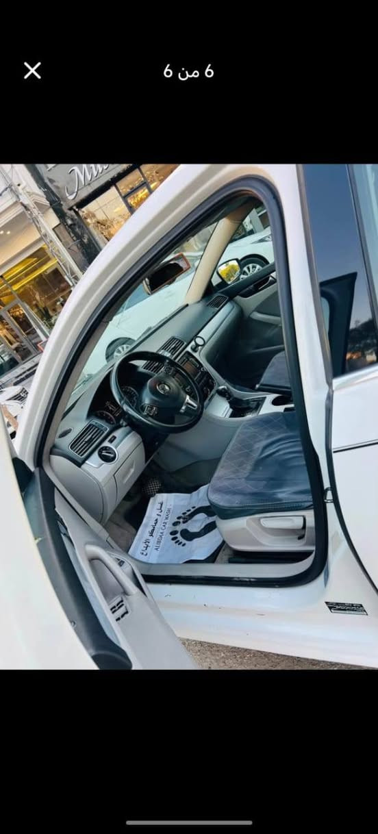 السلام عليكم باسات 2014 خمسه اسلندروخمس مواصفات السياره بيها أربع قطع صبغ بدون ضربه بدون اي شي فقط صبغ جماليه تبريد شغال وتدفئه محرك وكير بالشرط السياره رقم اربيل دولي شرط التحويل والغرامات السعر 122 وبي مجال للشاري  مكان السيارة كركوك اتصل عل الرقم ***********
