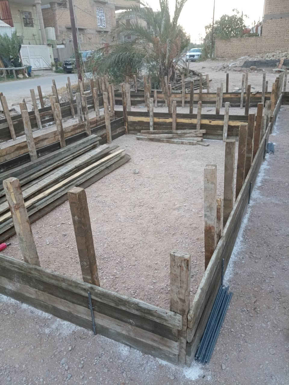 تريد تبني بيتك و محتار ما عليك بس تتواصل 
نبدي وياك من سيت التصاميم الى التنفيذ على ارض الواقع و خلال وقت قصير راح تستلم بيتك هيكل او تسليم مفتاح 
نظام العمل (أشراف _ البناء بنظام الدفعات) 
ملاحظه:- لا نتعامل بنظام الاقساط 
مكتب رؤية المستقبل الهندسي اختياركم الأفضل في الشطرة 
العنوان الشطره شارع جليل فضيل مجاور الهلال الاحمر 
م. محمد الخيكاني 
***********
