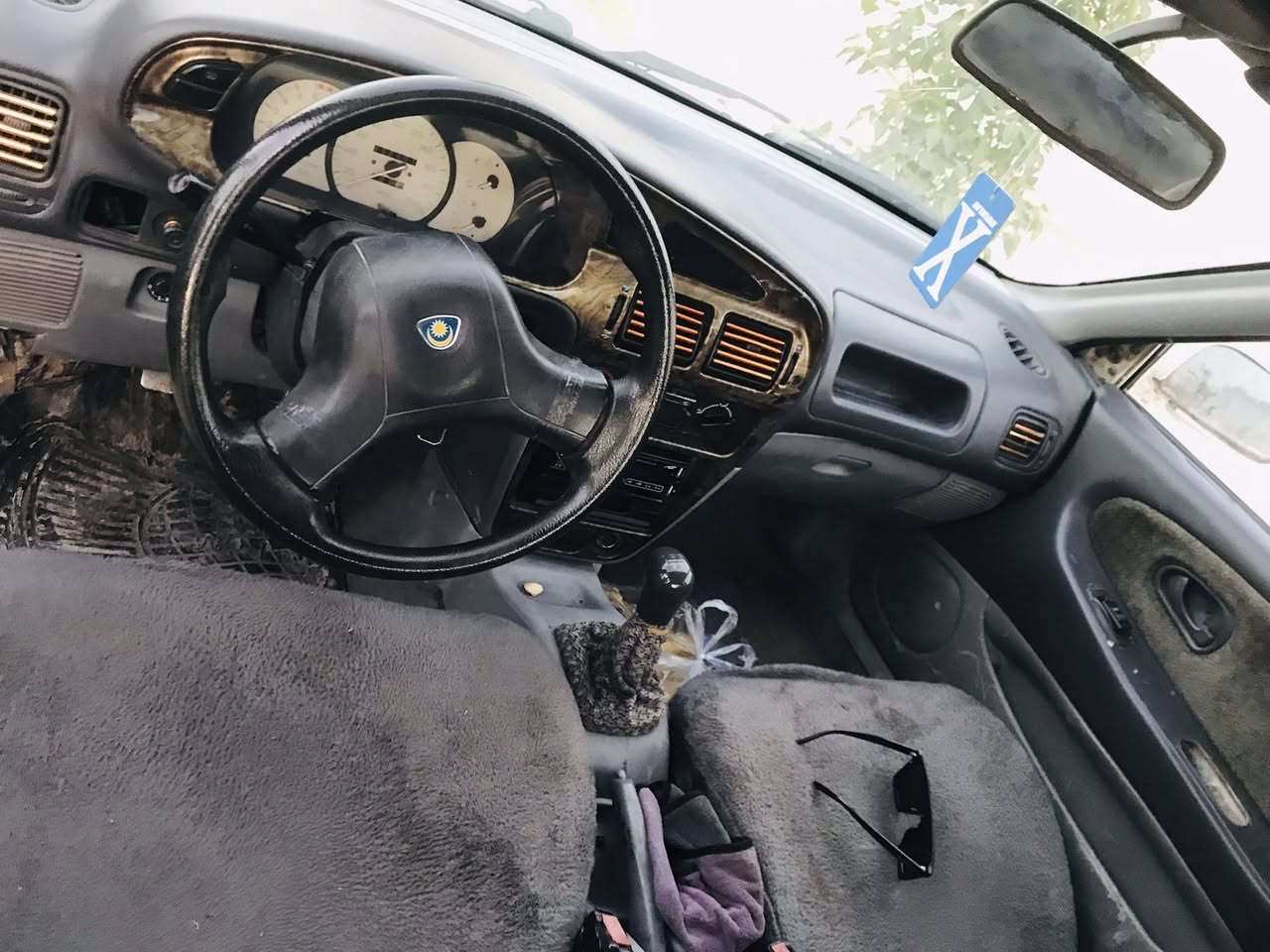 پروتون 2002گیر مکینه طق رقه ب شرت ارم سلیمانی ارمی کم بوه‌کتابی کم بون له گلیه نرخ 17ورقه له کلارم ***********
