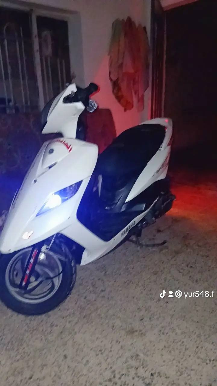 السلام عليكم  دراجه ماكس ثعلب ١٤٠  2013 دراجه بلاديه ما مفتوحه لايت عالي ناصي اشاير شغاله   رباعيه شغاله صرنصه كاتم بلاديه دراجه ما ناقصه برغي متعوب عليه [سعر الدراجه ](٧٠٠) وبيه مجال  [***********]
